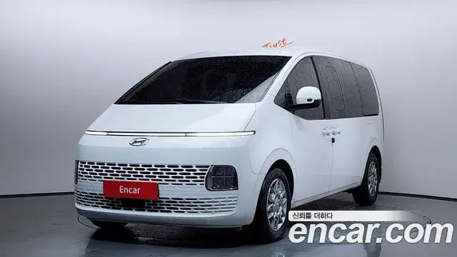 Hyundai Staria Cargo 5-Seater Modern 2022