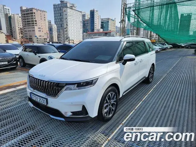 Kia Carnival Diesel 9-Seater Noblesse 2023