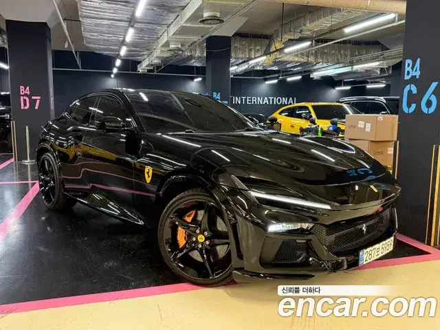 Ferrari Purosangue 6.5 V12 2025