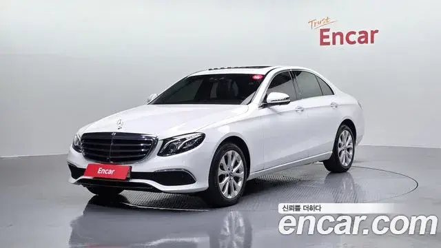 Mercedes-Benz E-Class E300 4MATIC Exclusive 2020