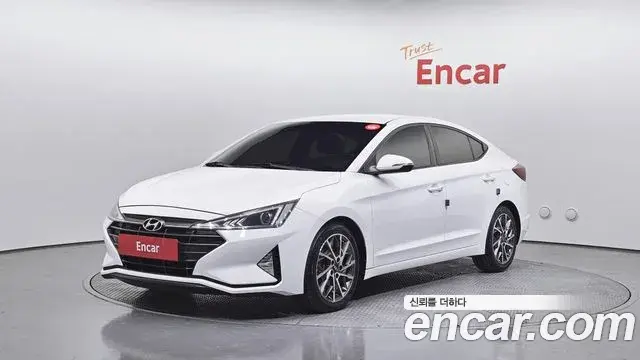 Hyundai AVANTE 1.6 Style 2019