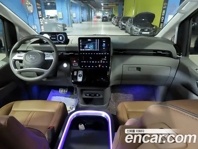 Hyundai Staria 4WD Lounge 9-Seater Inspiration 2024 — фото 5