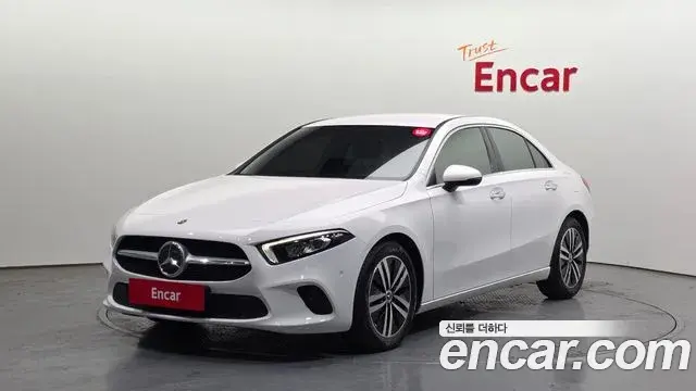Mercedes-Benz A-Class A220 Sedan 2021