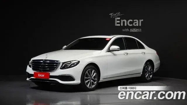 Mercedes-Benz E-Class E300 4MATIC Exclusive 2020