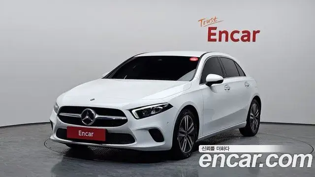 Mercedes-Benz A-Class A220 Hatchback 2022