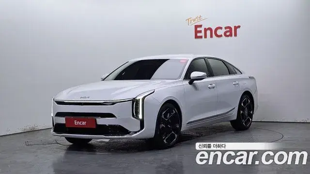 Kia K8 3.5 Gasoline 2WD Signature 2025