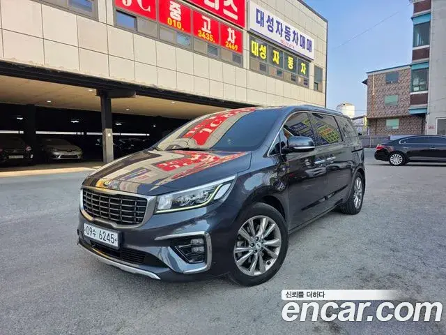 Kia Carnival 9-Seater Prstige 2019