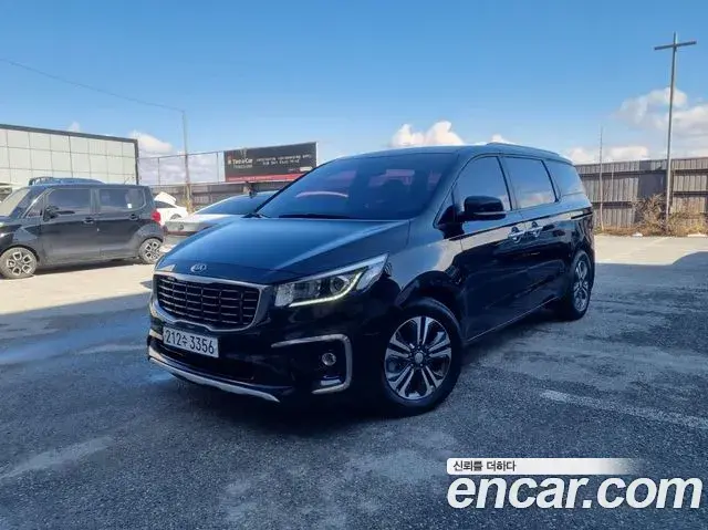 Kia Carnival 9-Seater Prstige 2019
