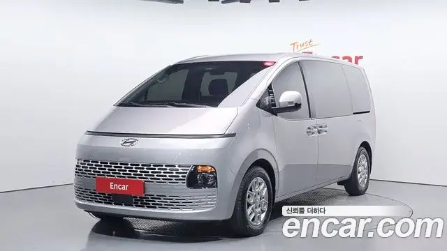 Hyundai Staria Tourer 9-Seater Modern 2023