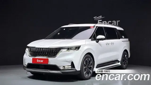 Kia Carnival Gasoline 7-Seater Signature 2022