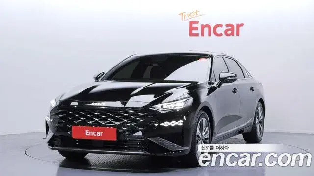 Kia K8 Signature 2023