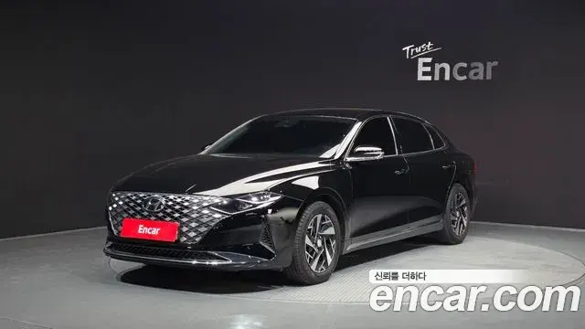 Hyundai Grandeur Le Blanc 2022