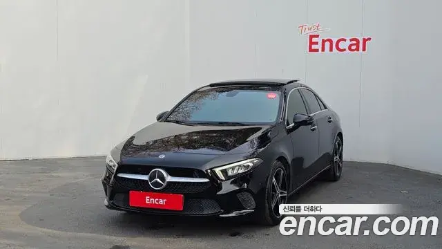Mercedes-Benz A-Class A250 4MATIC Sedan 2020