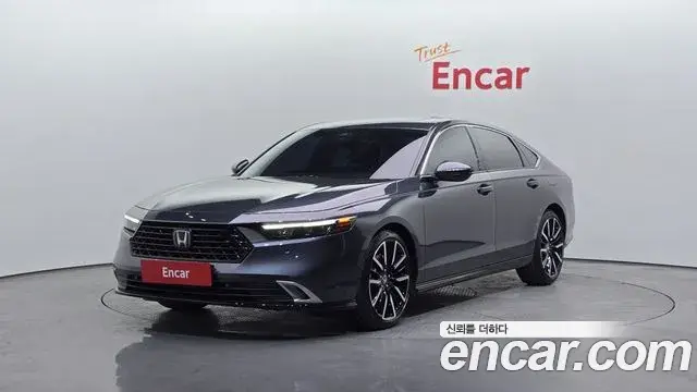 Honda Accord 2.0 Hybrid Touring 2024