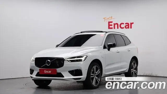 Volvo XC60 T8 R-Design 2021