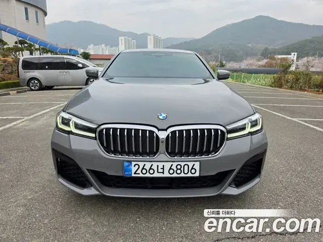 BMW 5-Series 530i xDrive M Sport Package 2021