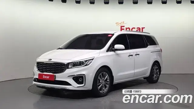 Kia Carnival 9-Seater Prstige 2019