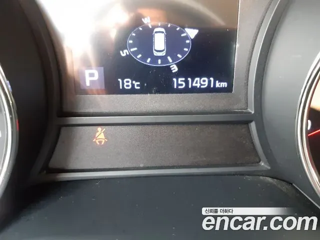 Kia Carnival 9-Seater Prstige 2019 — фото 14