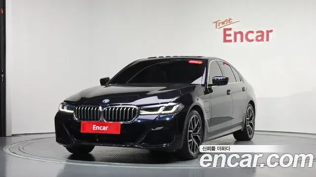 BMW 5-Series 530e M Sport 2022