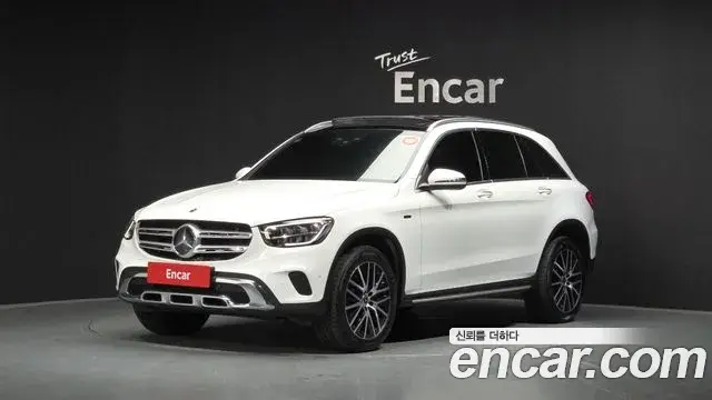 Mercedes-Benz GLC-Class GLC300e 4MATIC 2021