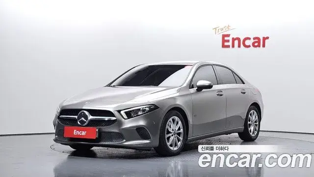 Mercedes-Benz A-Class A220 Sedan 2020