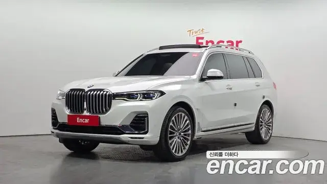 BMW X7 xDrive 40i Design Pure Excellence 6-Seater 2021