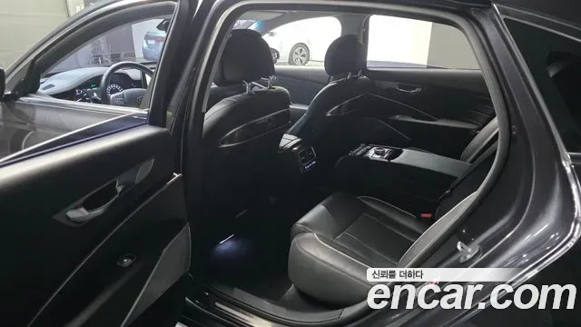 Kia K9 3.8 GDI PlatinumⅠ 2019 — фото 11