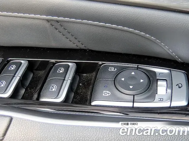 Kia Sorento Diesel 2.2 2WD Signature 2020 — фото 12