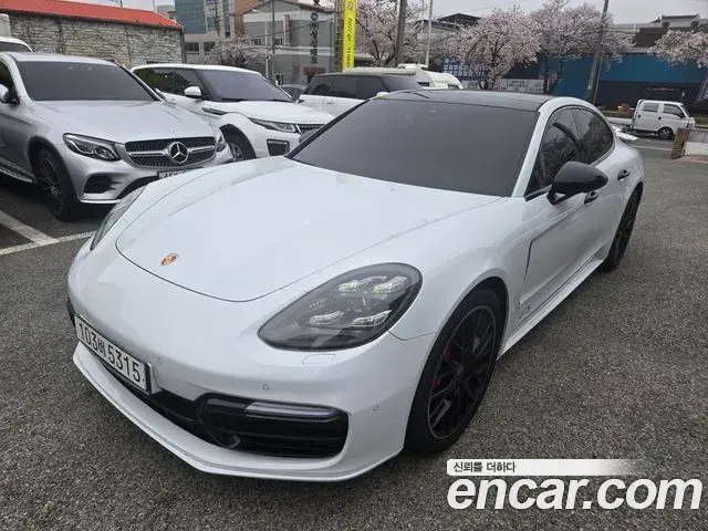Porsche Panamera 4.0 GTS 2020