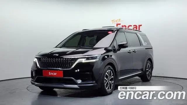 Kia Carnival Gasoline 9-Seater Signature 2021