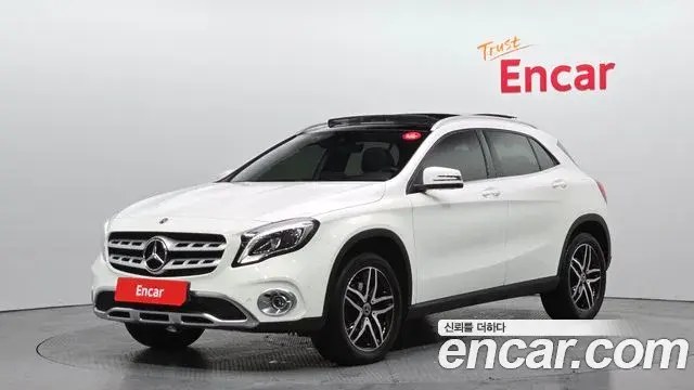 Mercedes-Benz GLA-Class GLA220 Premium 2019