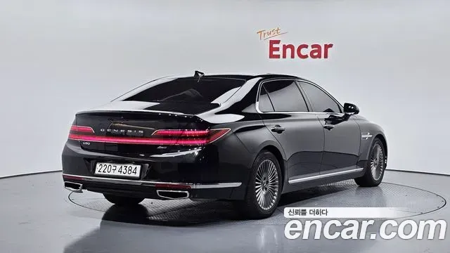Genesis G90 3.8 AWD Luxury 2021 — фото 2