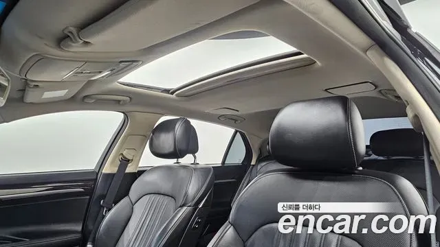 Genesis G90 3.8 AWD Luxury 2021 — фото 18