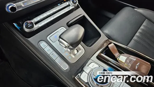 Genesis G90 3.8 AWD Luxury 2021 — фото 9