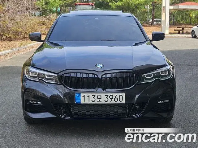 BMW 3-Series 330e M Sport 2022