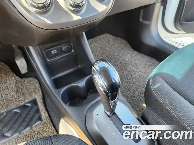 Chevrolet Spark Van 2020 — фото 17