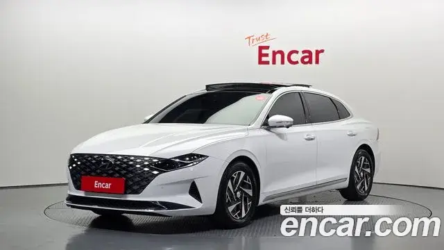 Hyundai Grandeur Le Blanc 2022