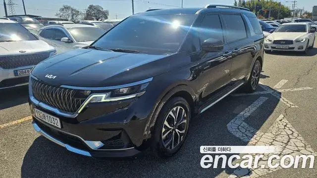 Kia Carnival Diesel 9-Seater Noblesse 2022