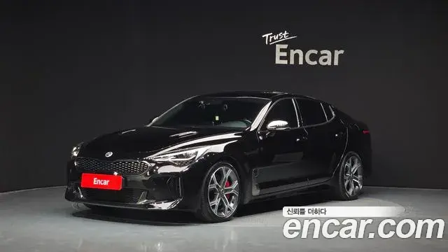 Kia Stinger 2.0 Turbo 2WD Platinum 2019