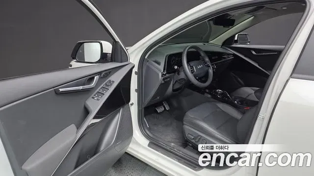Kia Niro Signature 2025 — фото 10