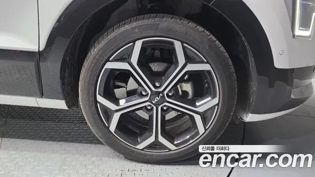 Kia Niro Signature 2025 — фото 21