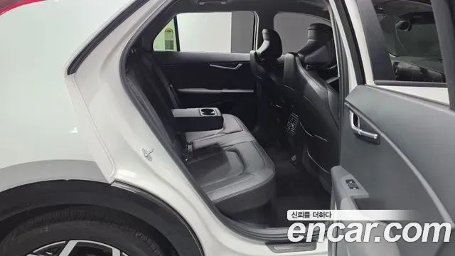 Kia Niro Signature 2025 — фото 12