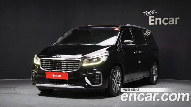 Kia Carnival 7-Seater Limousine President 2019