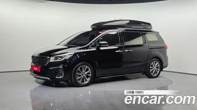 Kia Carnival Gasoline 7-Seater Limousine President 2020