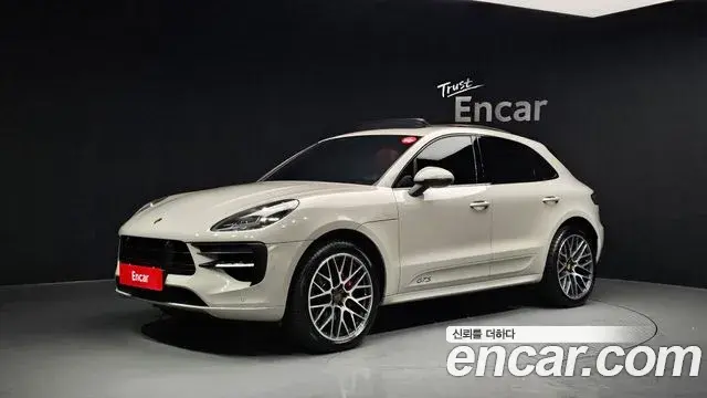 Porsche Macan 2.9 GTS 95B 2021