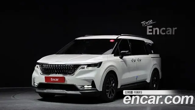 Kia Carnival Diesel 9-Seater Noblesse 2021