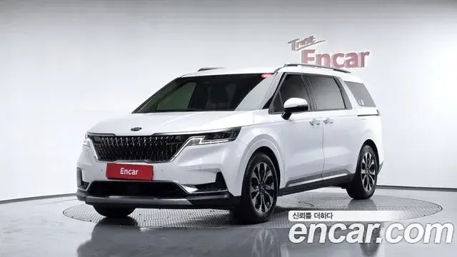 Kia Carnival Gasoline 7-Seater Signature 2021