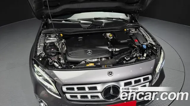 Mercedes-Benz GLA-Class GLA220 Premium 2019 — фото 6