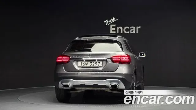 Mercedes-Benz GLA-Class GLA220 Premium 2019 — фото 4