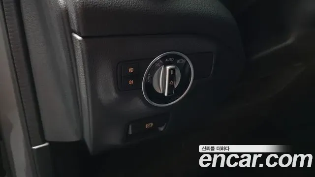 Mercedes-Benz GLA-Class GLA220 Premium 2019 — фото 27